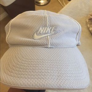 Nike hat. Adult size